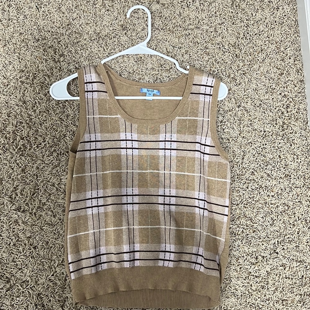 “that girl” sweater vest!